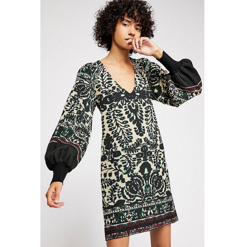 Free People Sz. XS Black Combo Lyrics V Neck Sweater Mini Dress
